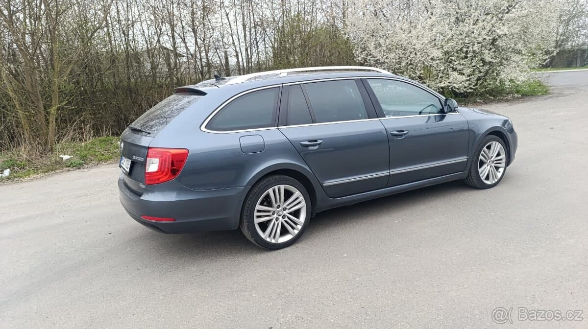 2015 Škoda SUPERB - 4