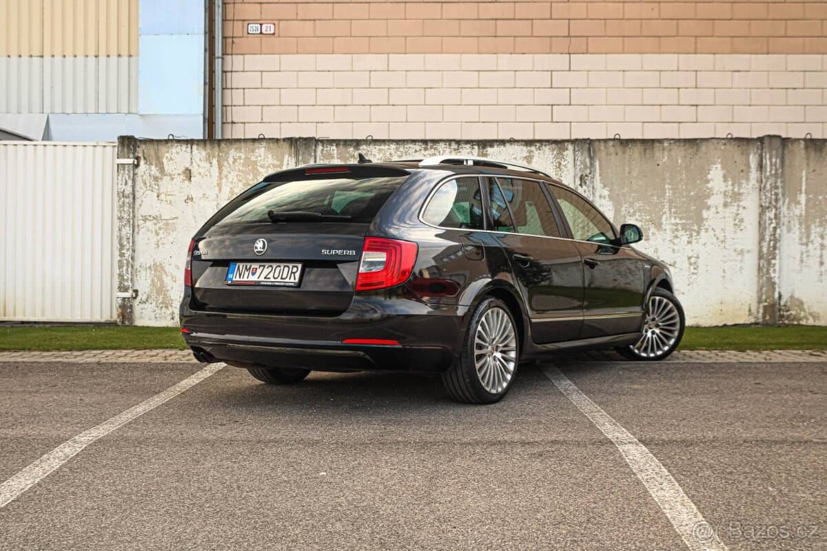2014 Škoda SUPERB - 4