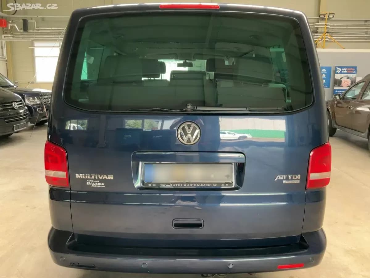 2010 Volkswagen MULTIVAN - 4