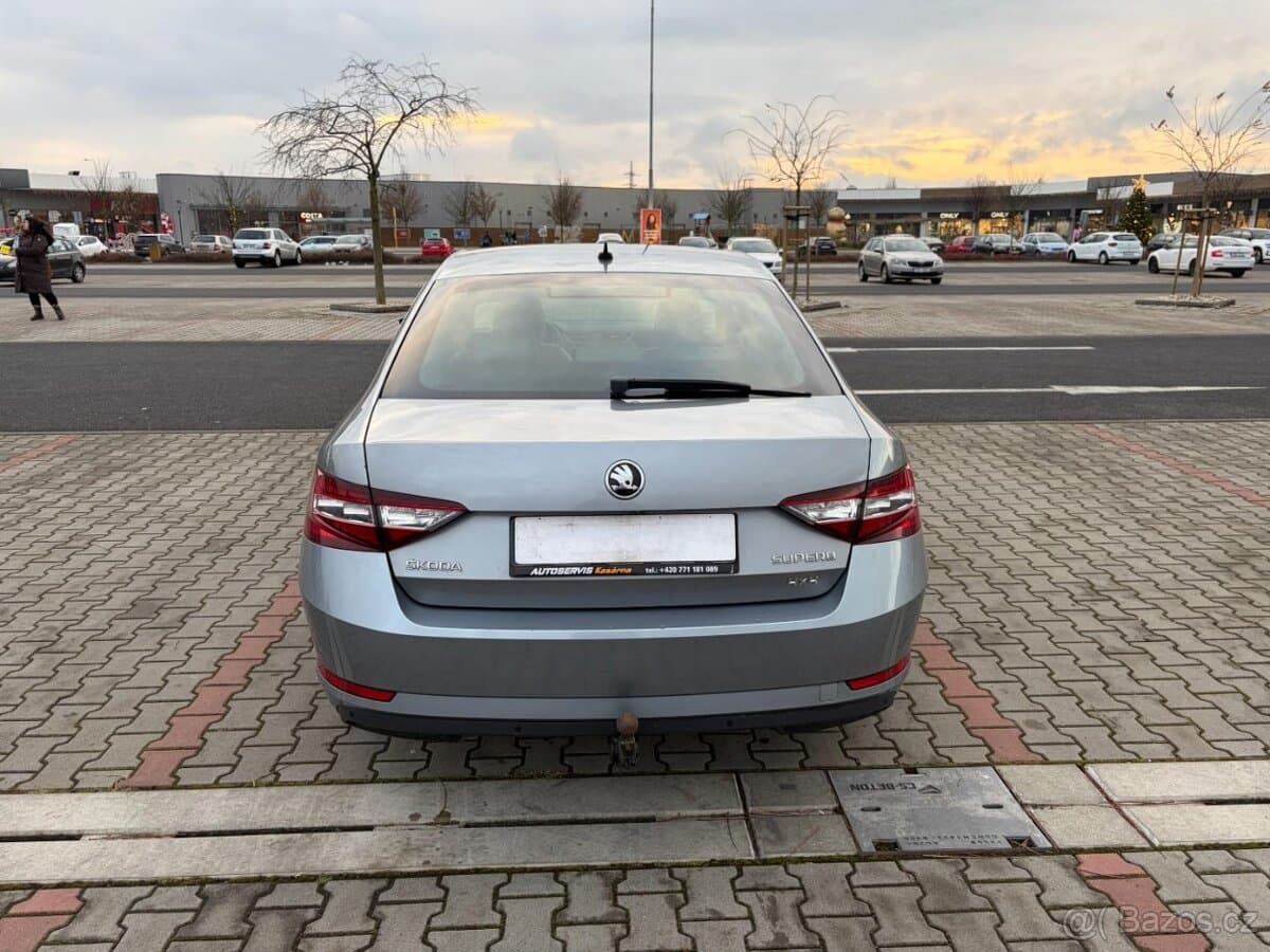 2015 Škoda SUPERB - 4