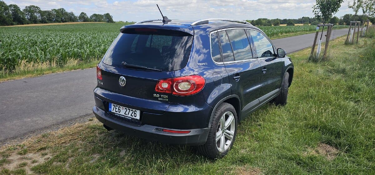 2011 Volkswagen TIGUAN - 4