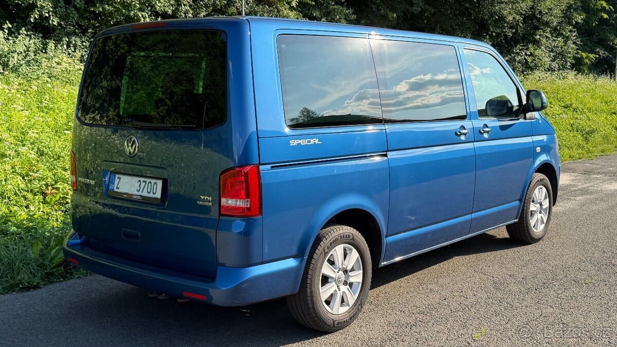 2012 Volkswagen MULTIVAN - 4