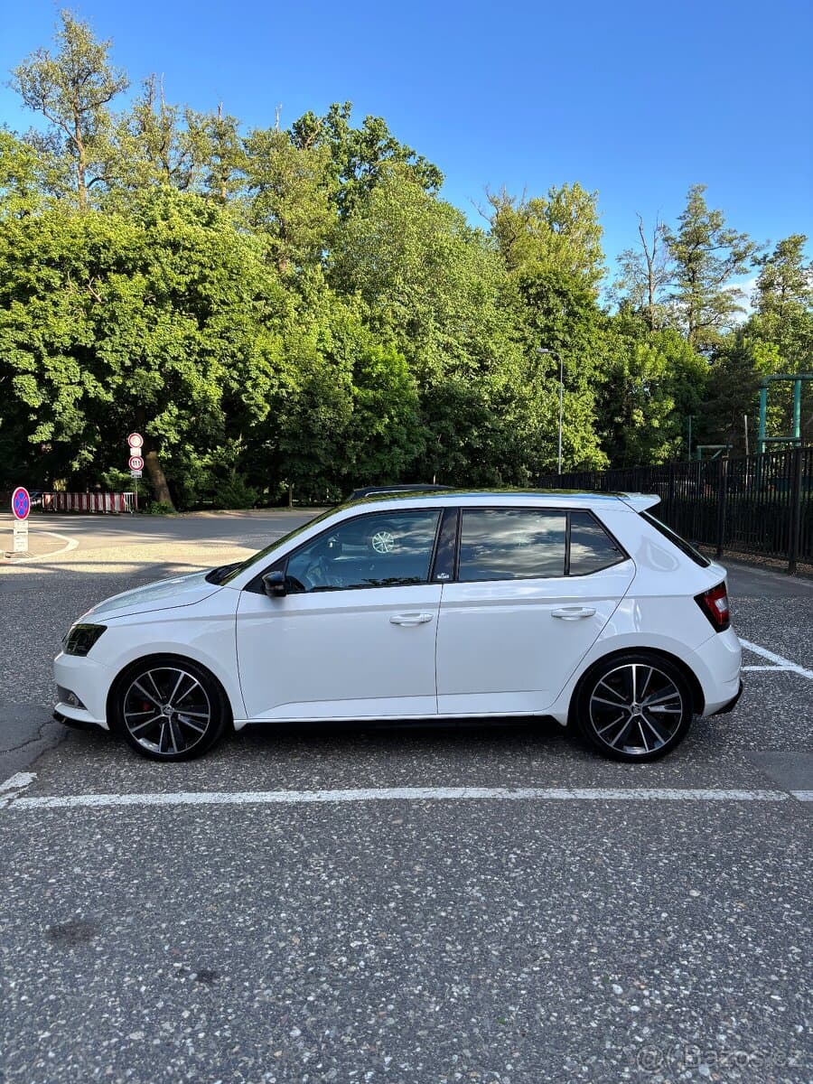 2015 Škoda FABIA - 4