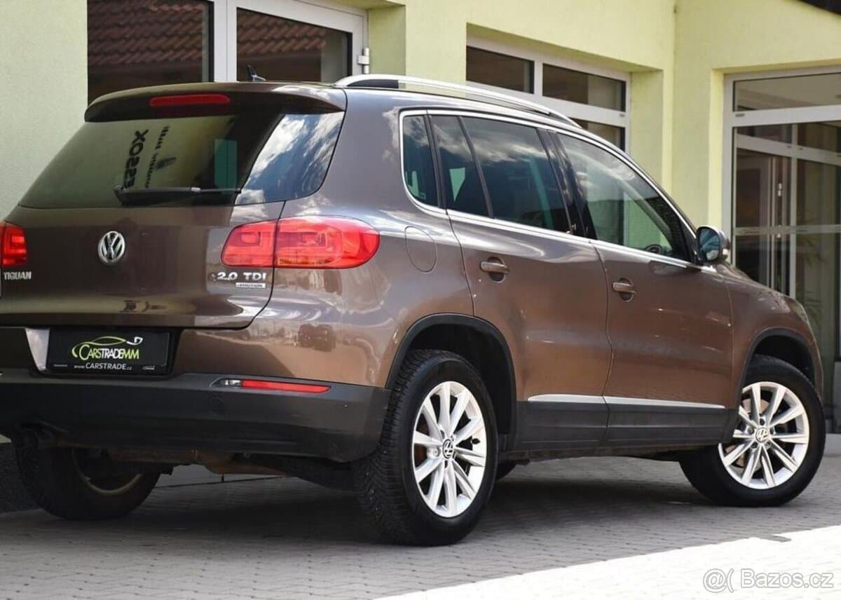 2012 Volkswagen TIGUAN - 4