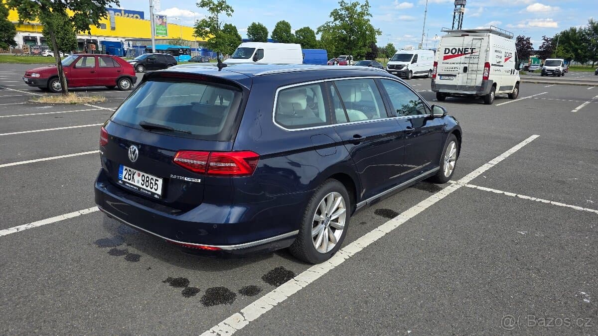2016 Volkswagen PASSAT - 4