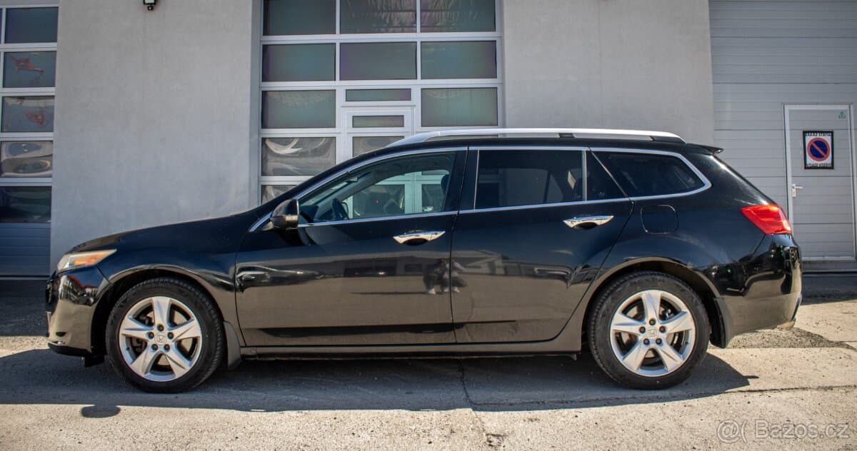2009 Honda ACCORD - 4