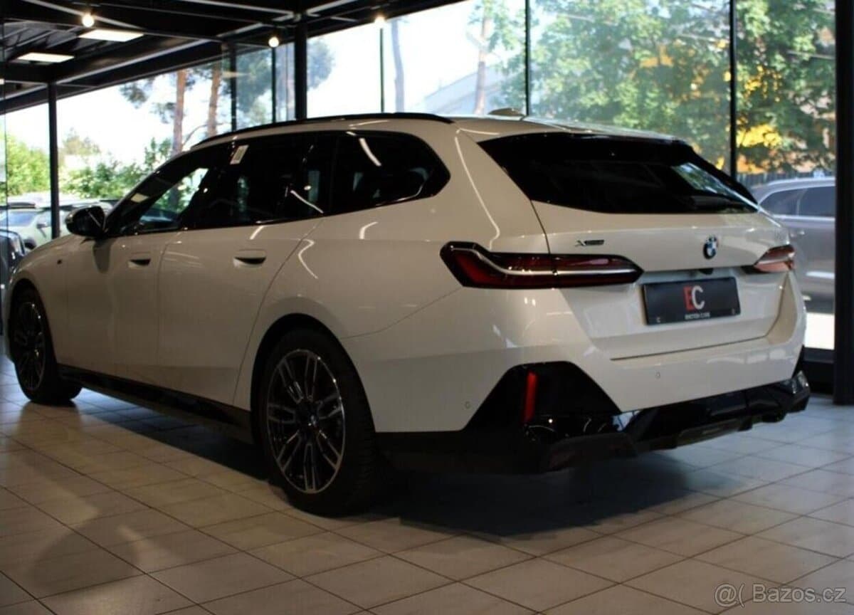 2024 BMW 5-SERIES - 4
