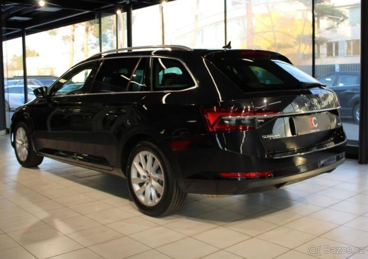 2019 Škoda SUPERB - 4
