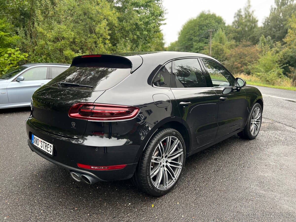 2017 Porsche MACAN - 4