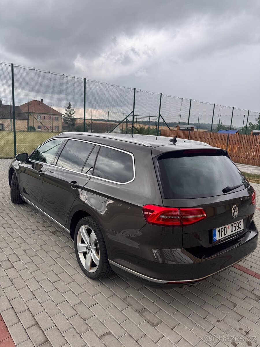 2015 Volkswagen PASSAT - 4
