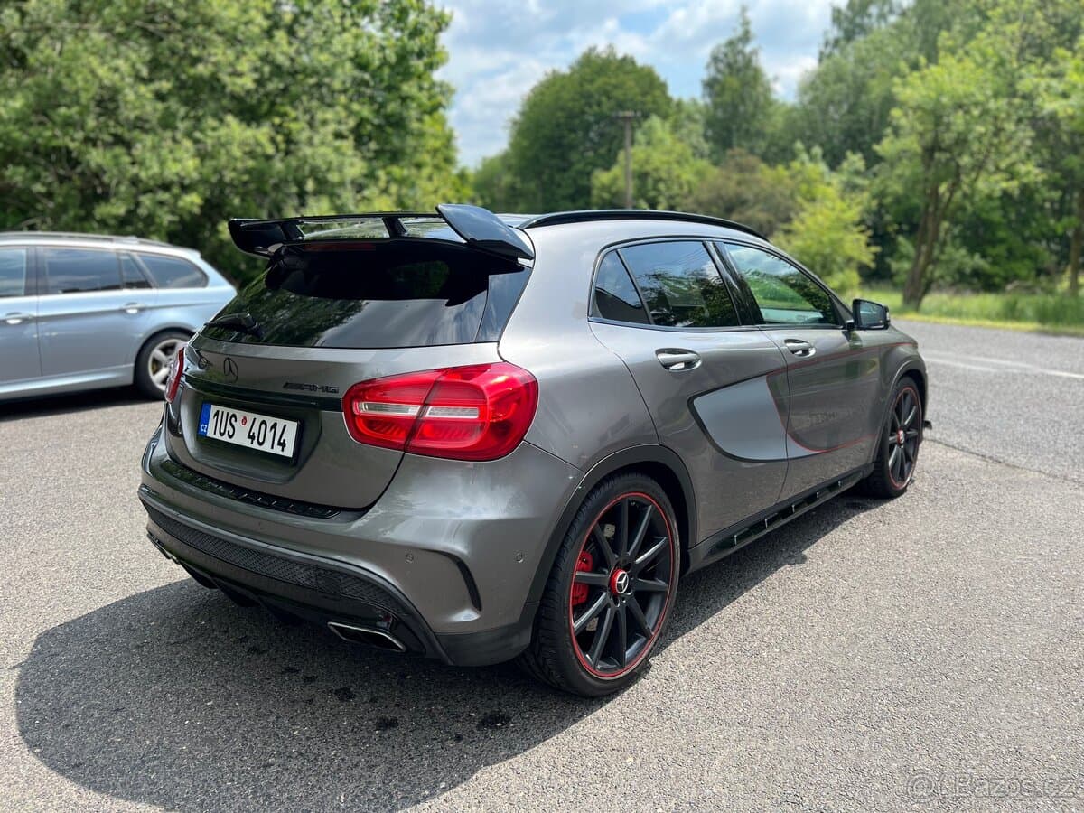 2015 Mercedes-Benz GLA - 4