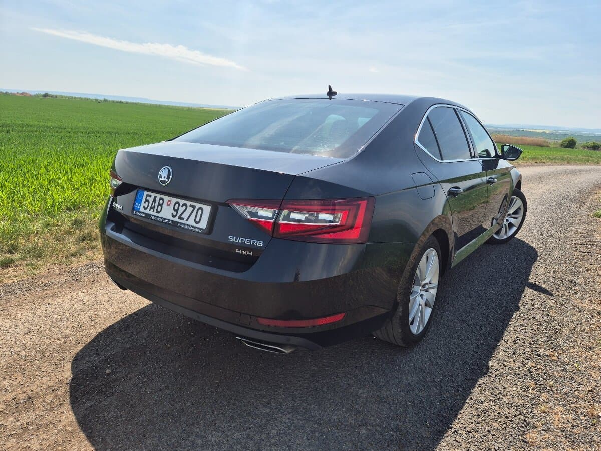 2015 Škoda SUPERB - 4