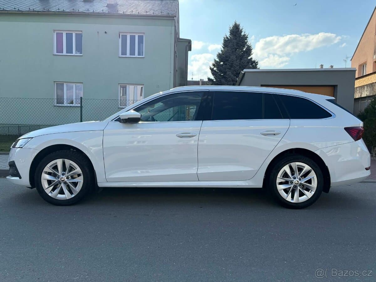 Škoda OCTAVIA - 4