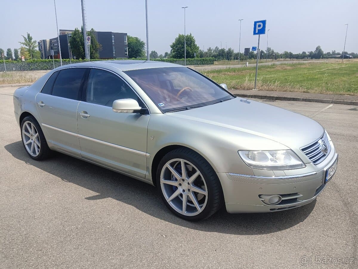 2004 Volkswagen PHAETON - 4