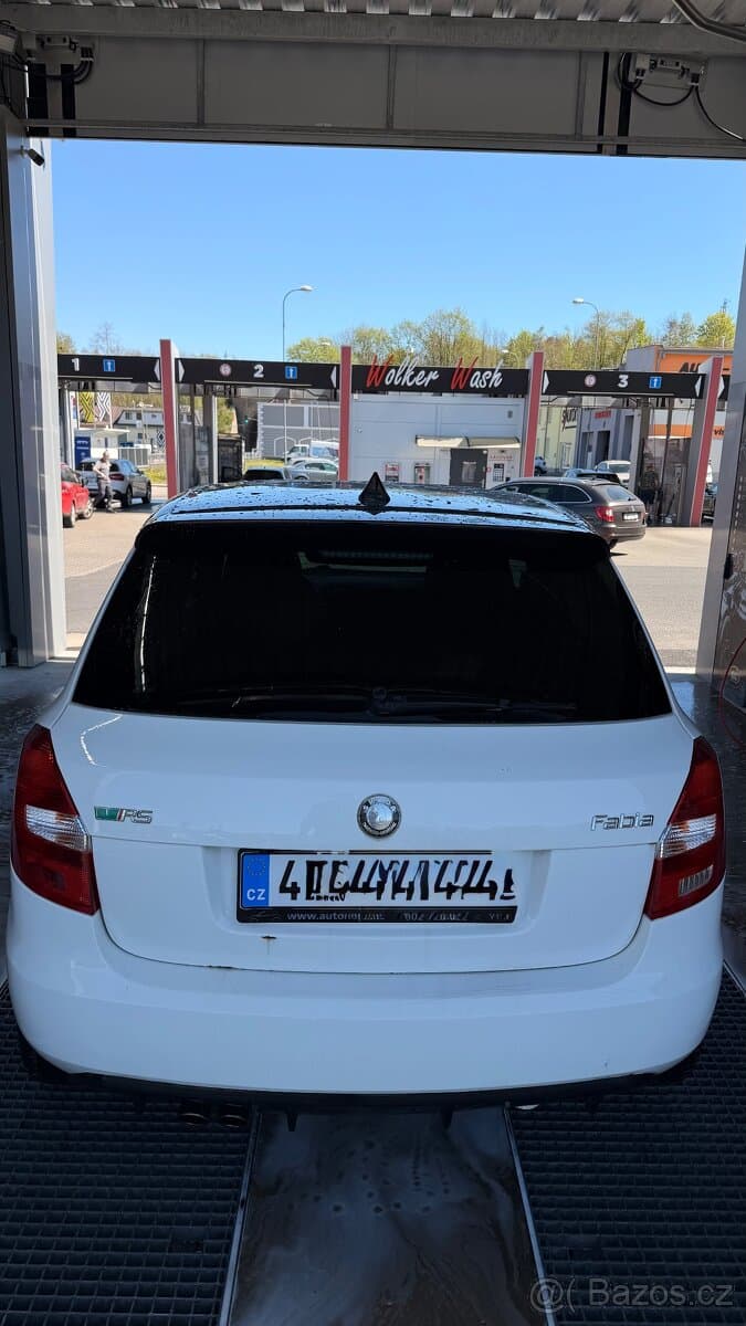 2010 Škoda FABIA - 4