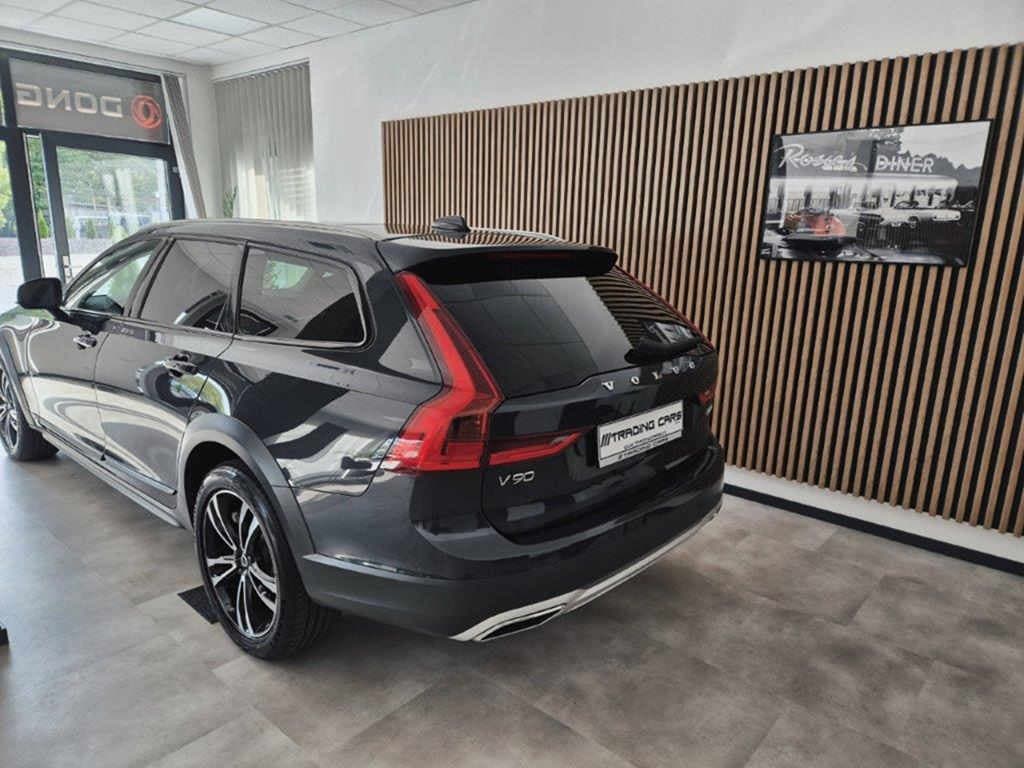 2020 Volvo V90 - 4