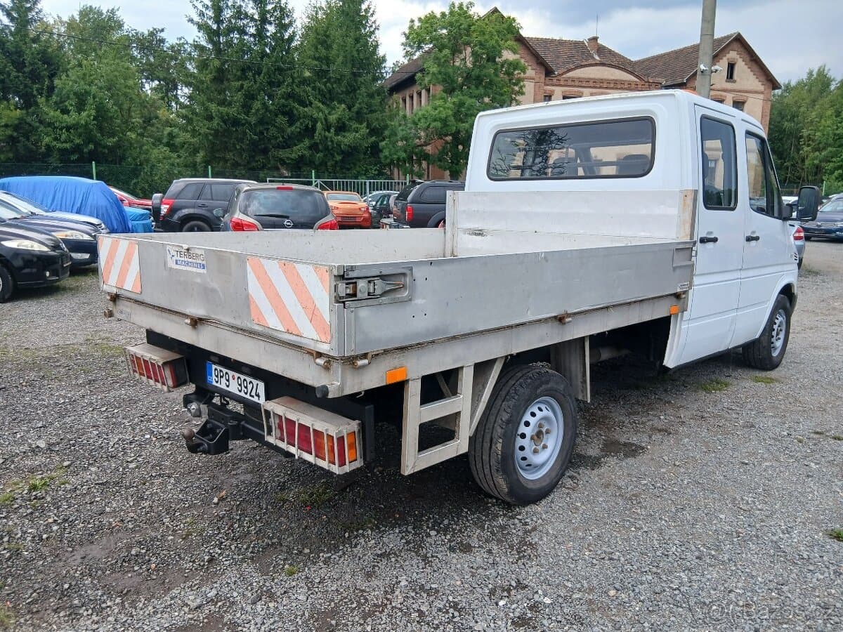 2003 Mercedes-Benz SPRINTER - 4