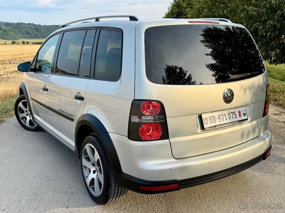 2010 Volkswagen TOURAN - 4