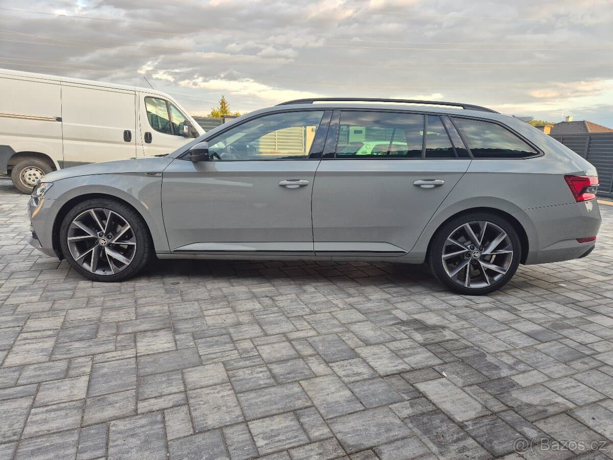 2022 Škoda SUPERB - 4
