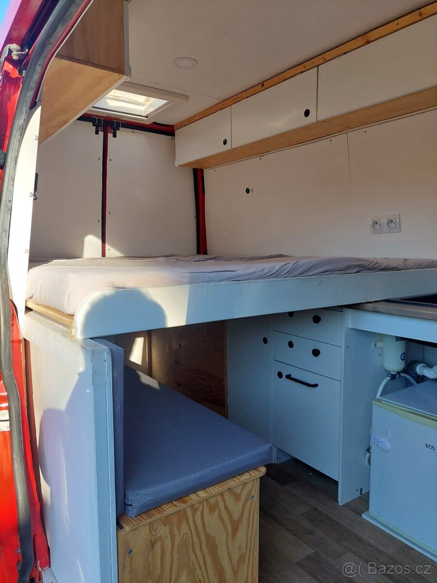 2010 Ford TRANSIT - 4