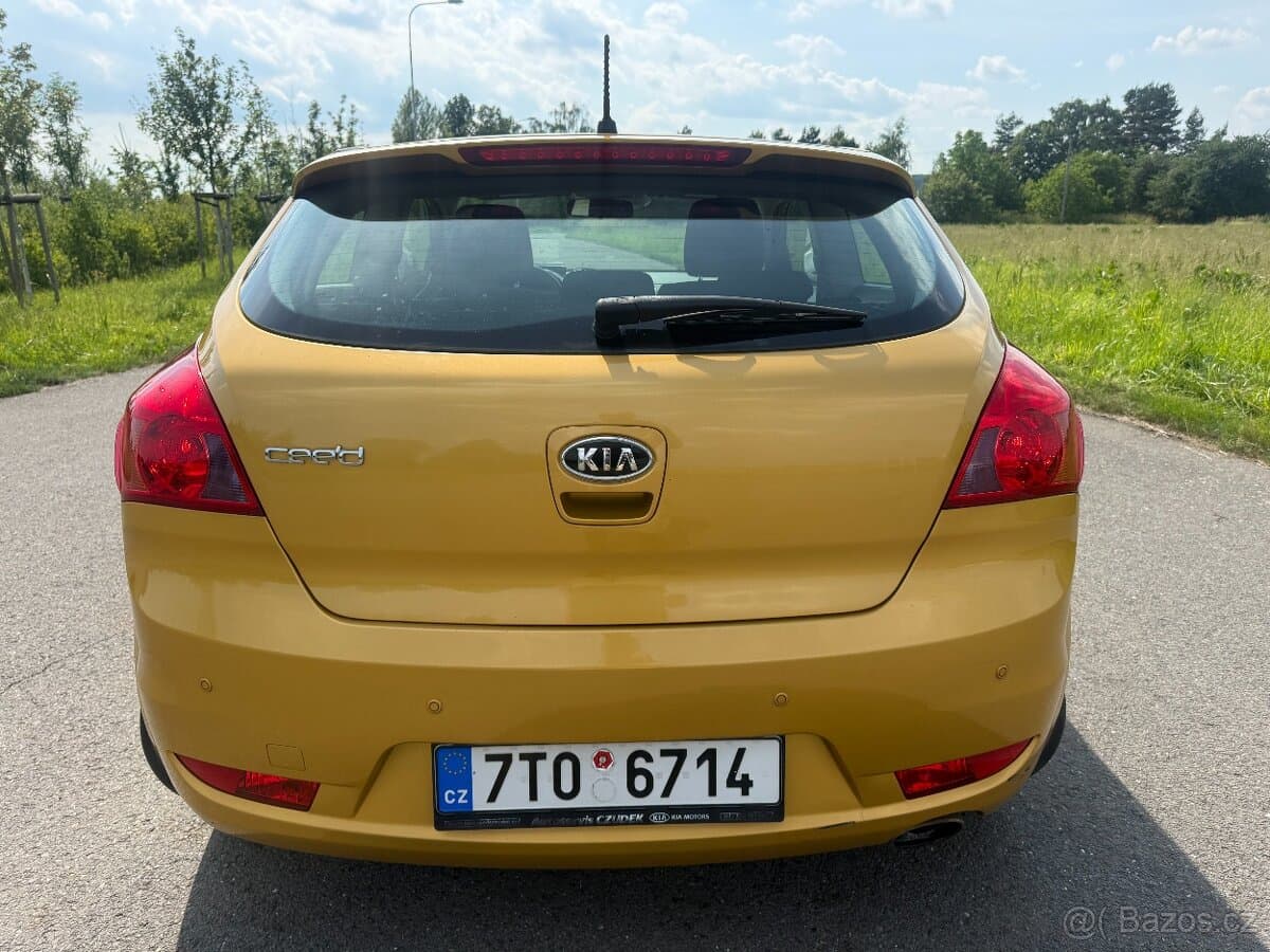2010 Kia PROCEED - 4
