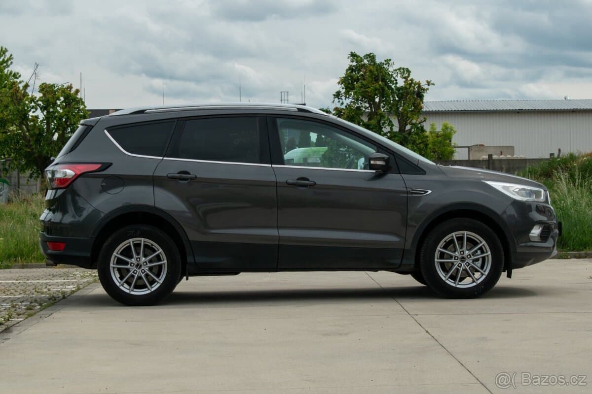 2019 Ford KUGA - 4