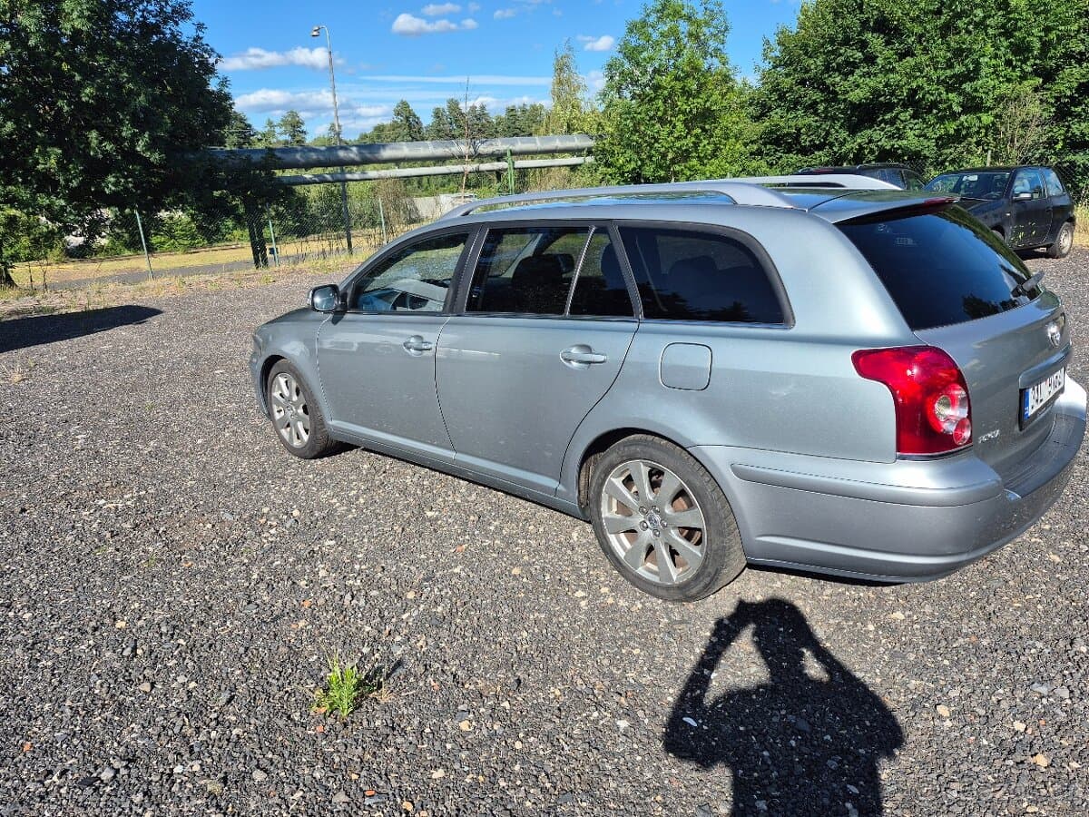 2007 Toyota AVENSIS - 4