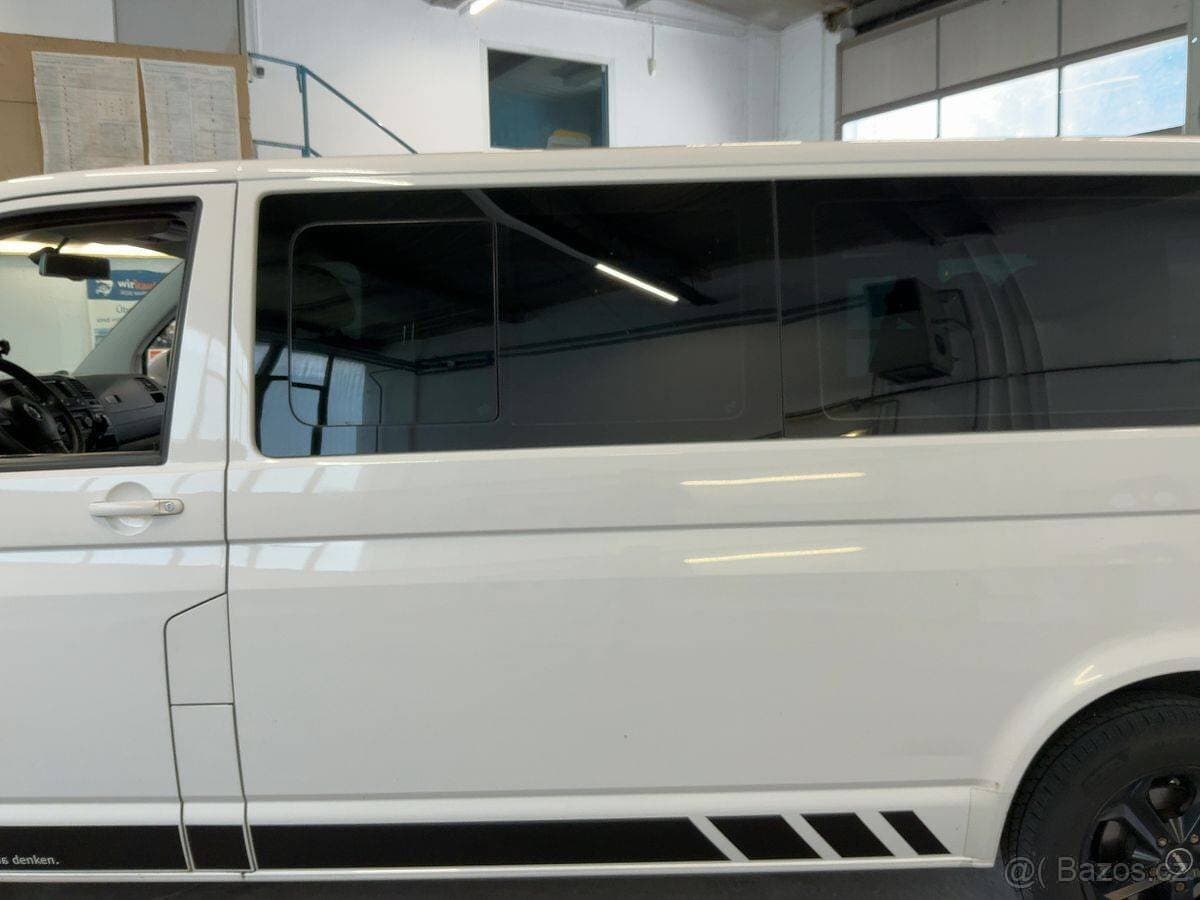2011 Volkswagen CARAVELLE - 4
