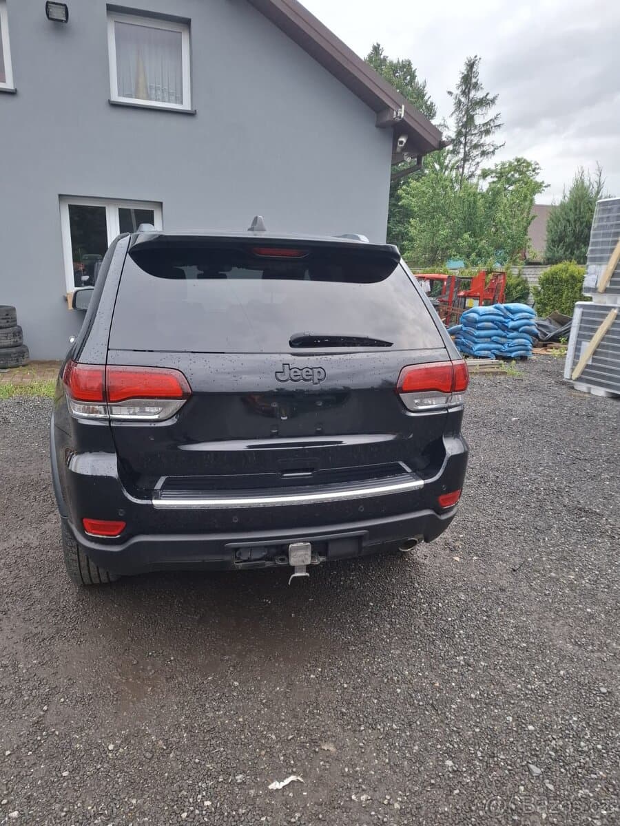 2022 Jeep CHEROKEE - 4