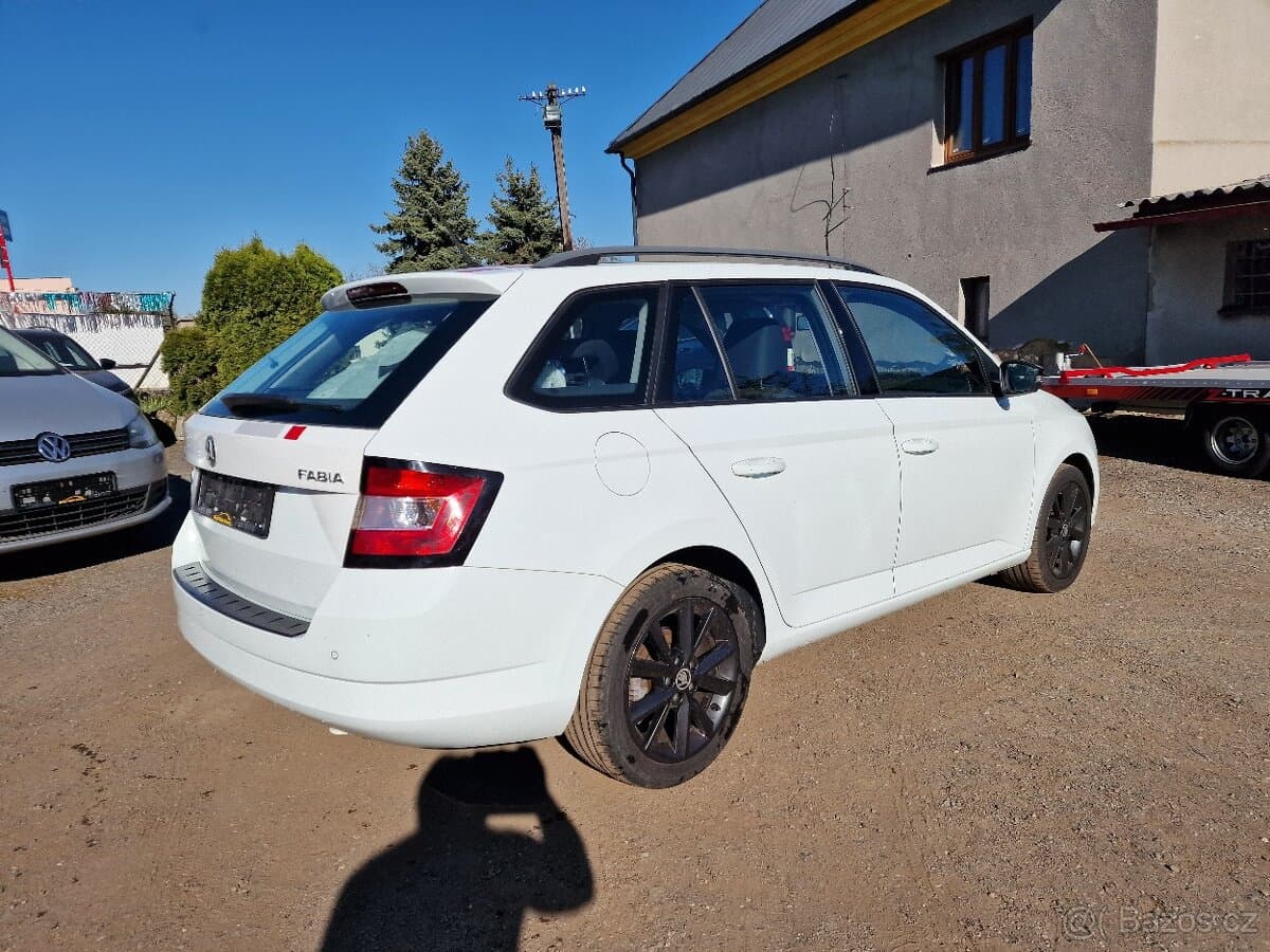2016 Škoda FABIA - 4