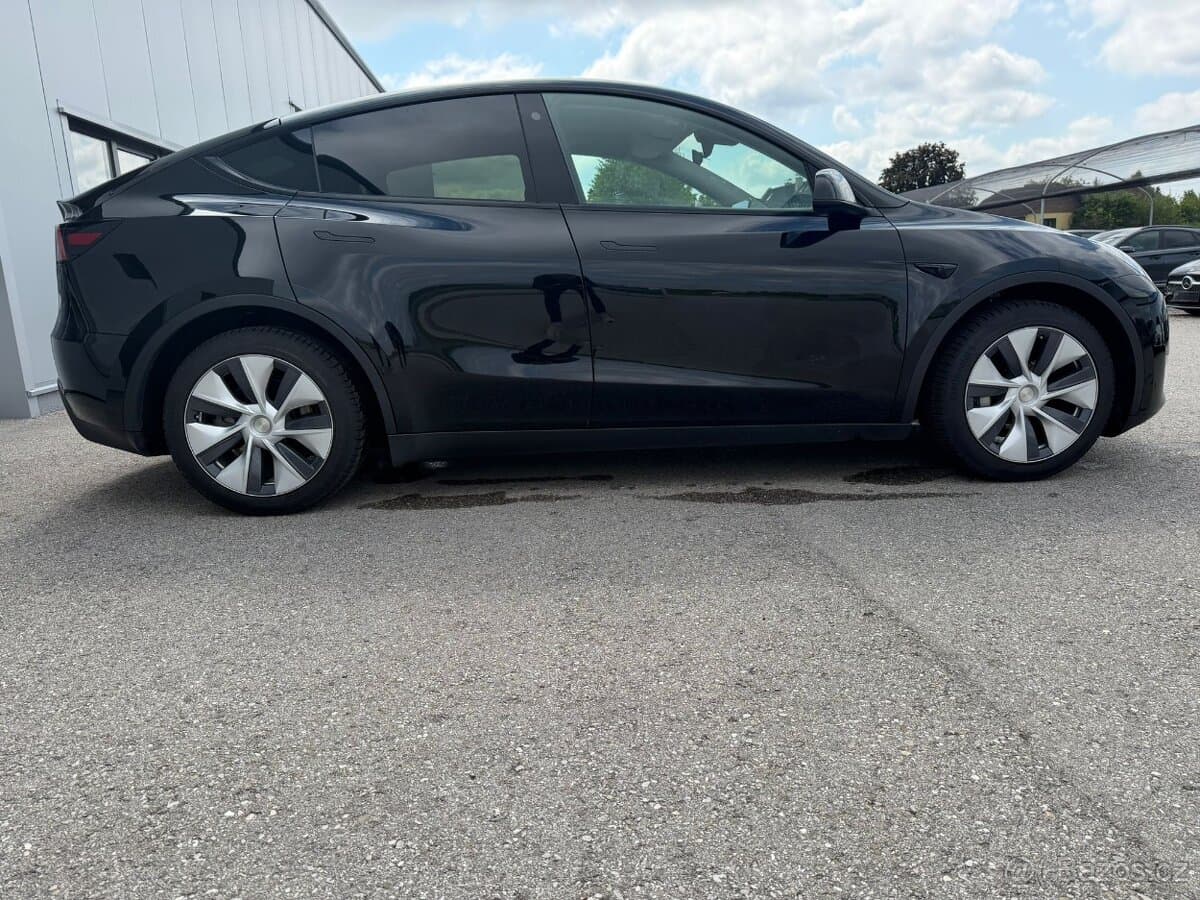 2022 Tesla MODEL Y - 4