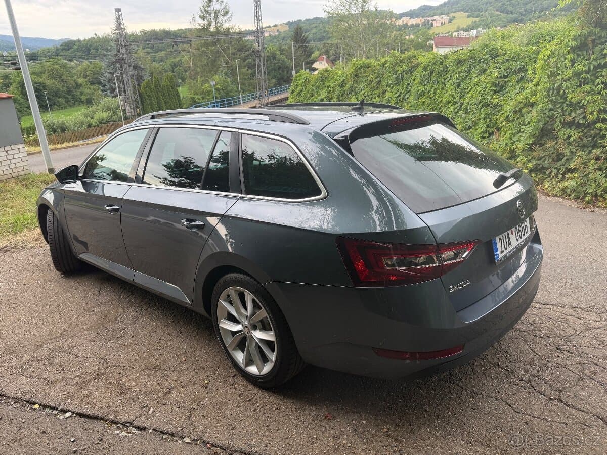 2016 Škoda SUPERB - 4
