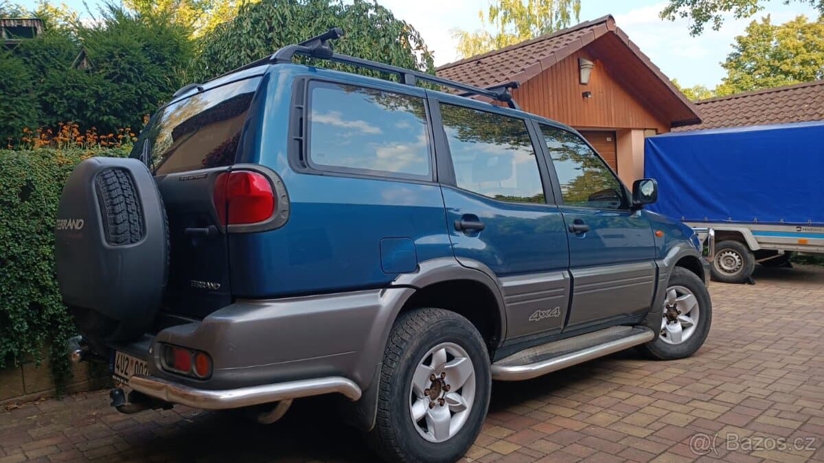 Nissan TERRANO - 4