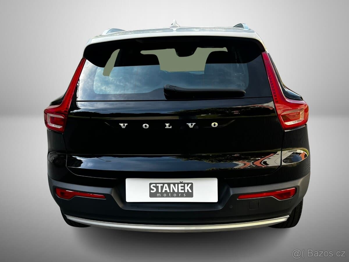 2021 Volvo XC40 - 4