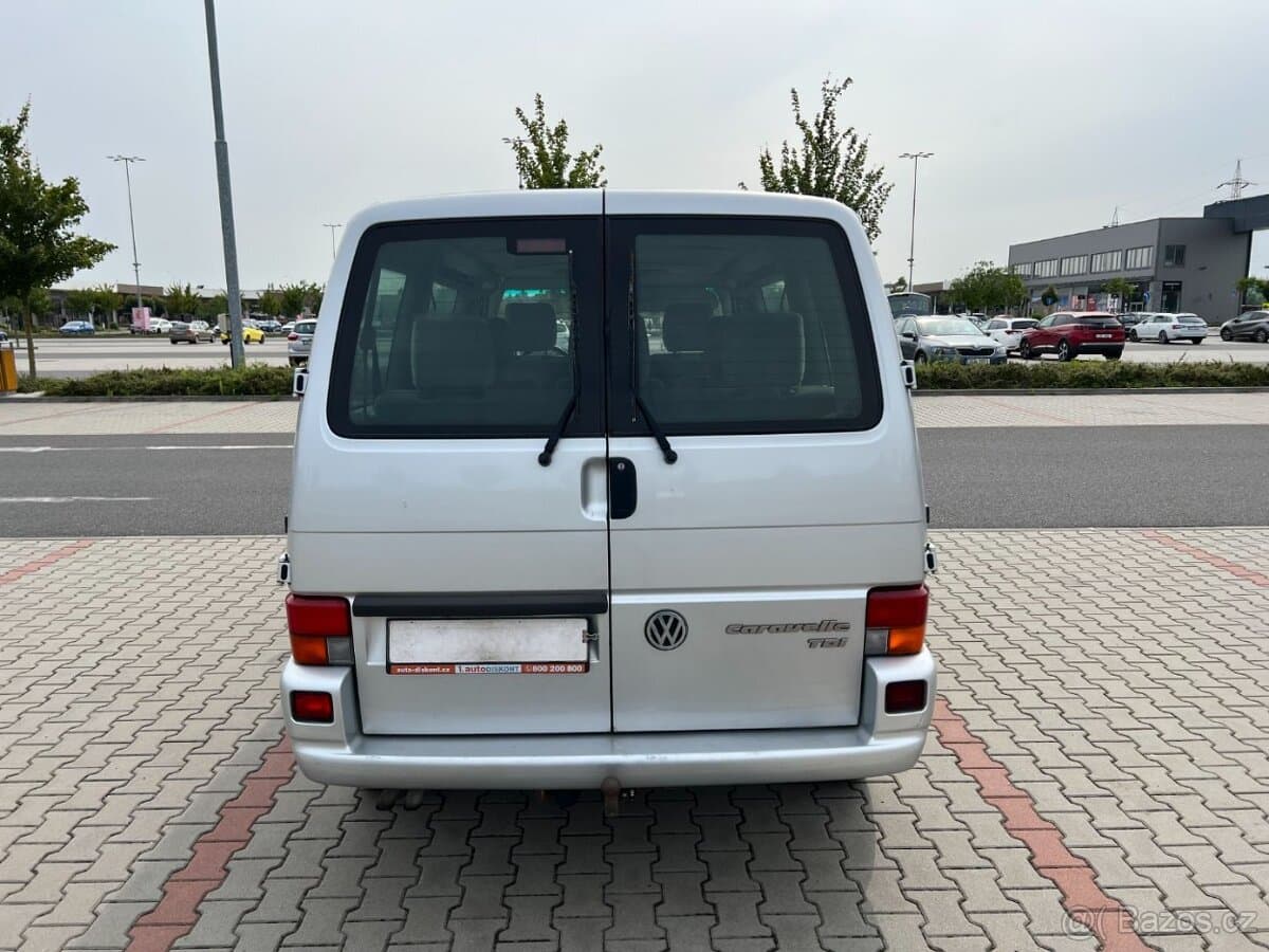2003 Volkswagen CARAVELLE - 4