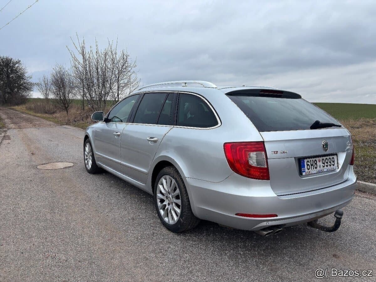 2012 Škoda SUPERB - 4