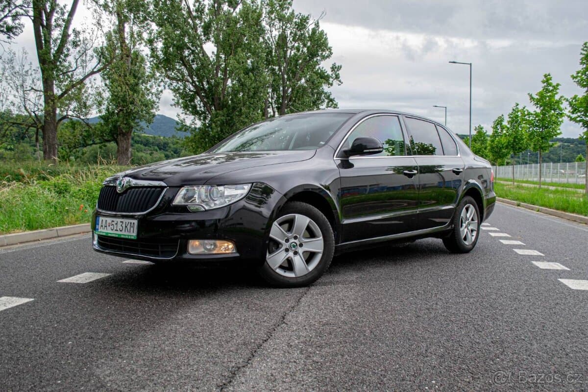 2011 Škoda SUPERB - 4