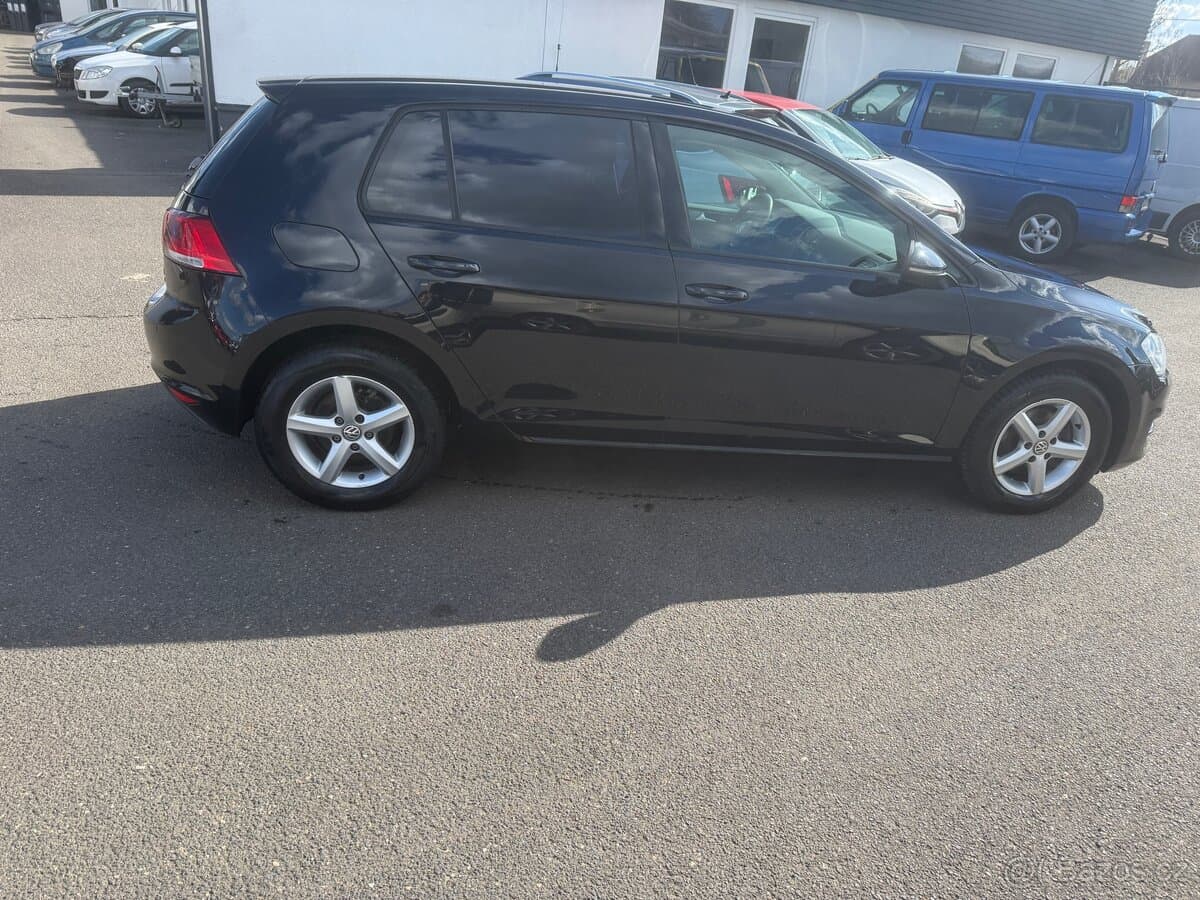 2013 Volkswagen GOLF - 4