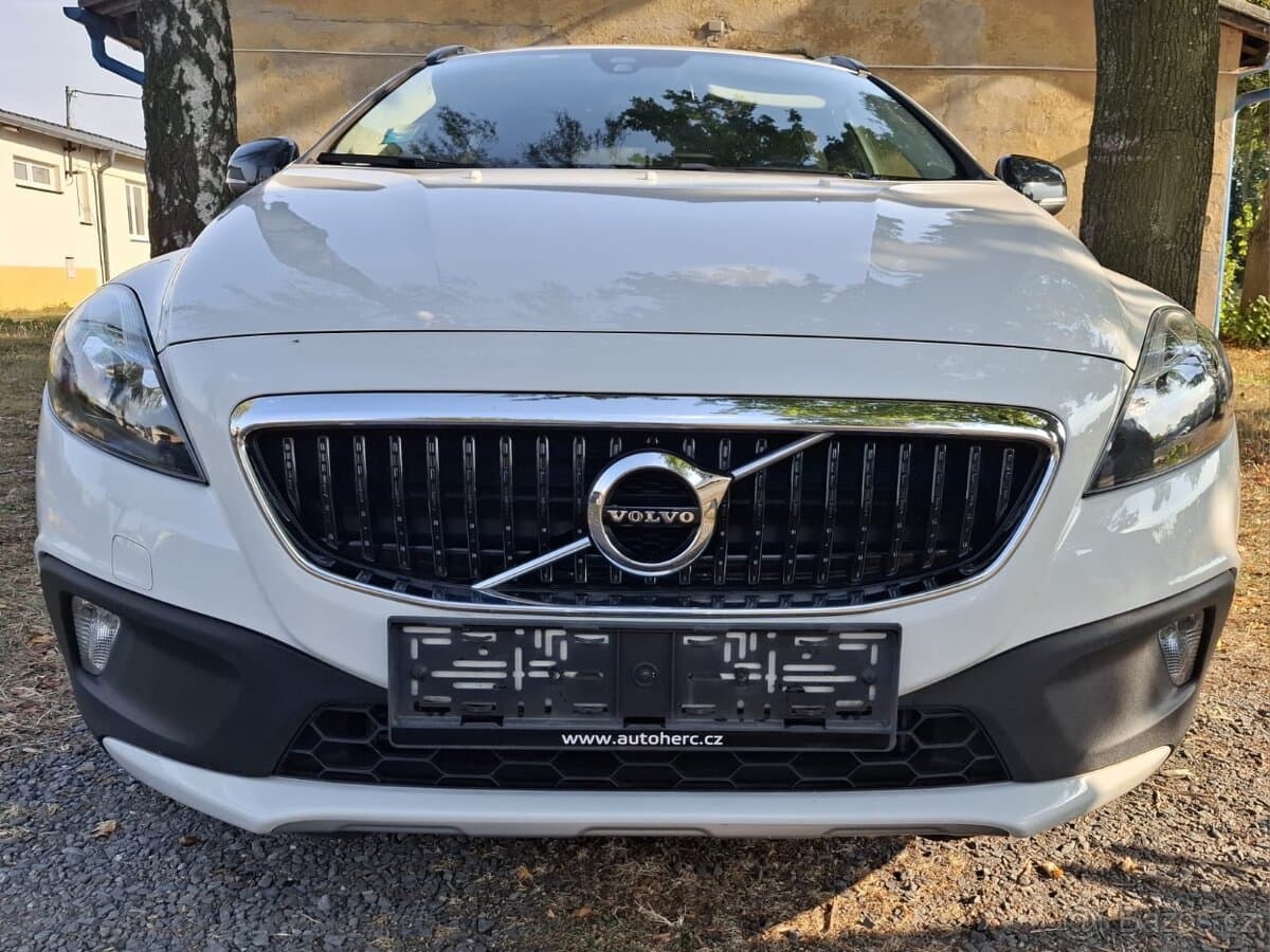 2018 Volvo V40 - 4