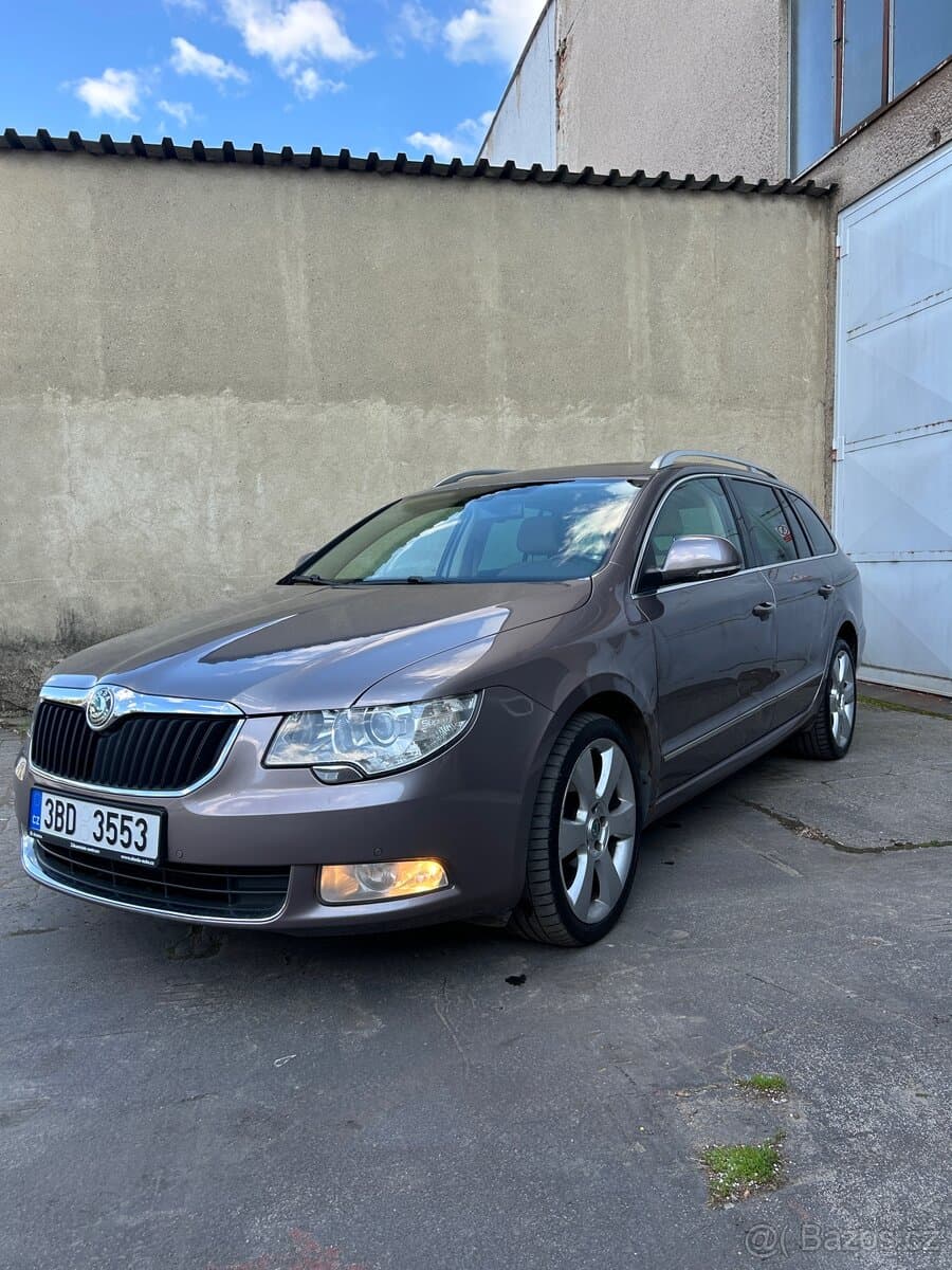 2012 Škoda SUPERB - 4