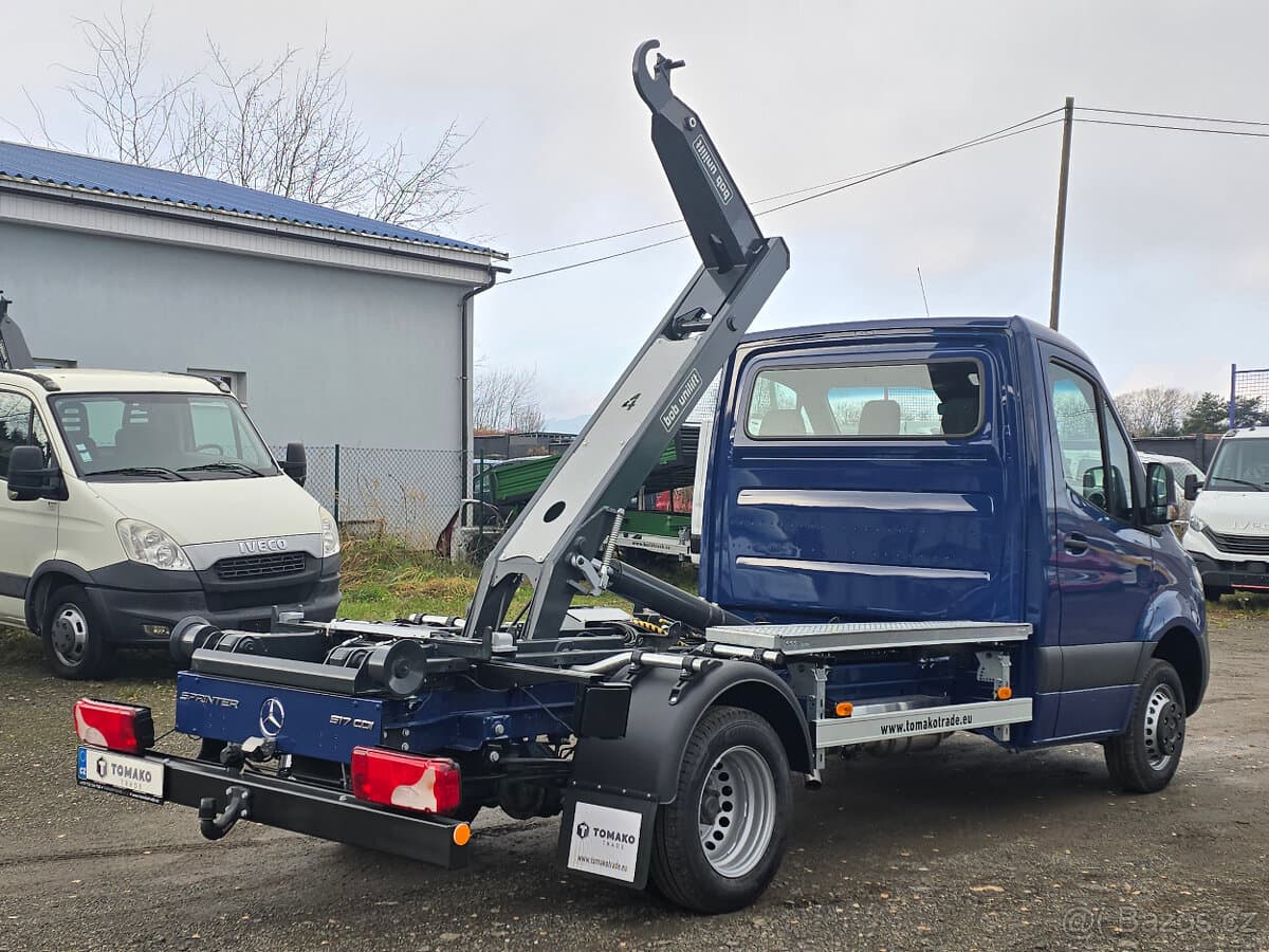 Mercedes-Benz SPRINTER - 4