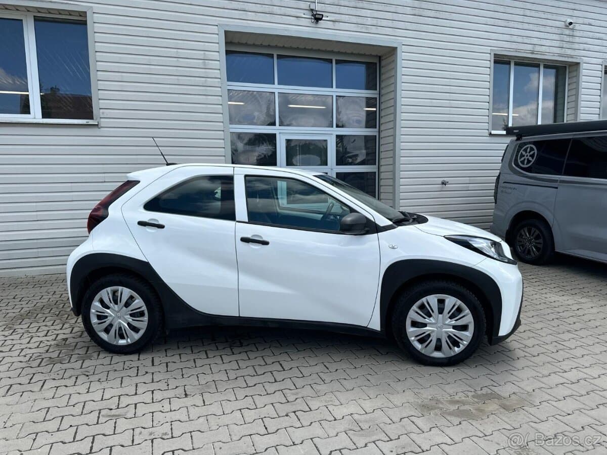 2023 Toyota AYGO - 4