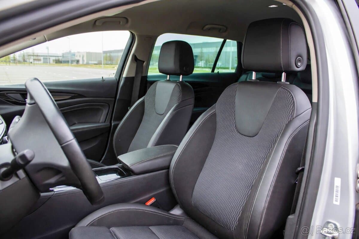2018 Opel INSIGNIA - 4