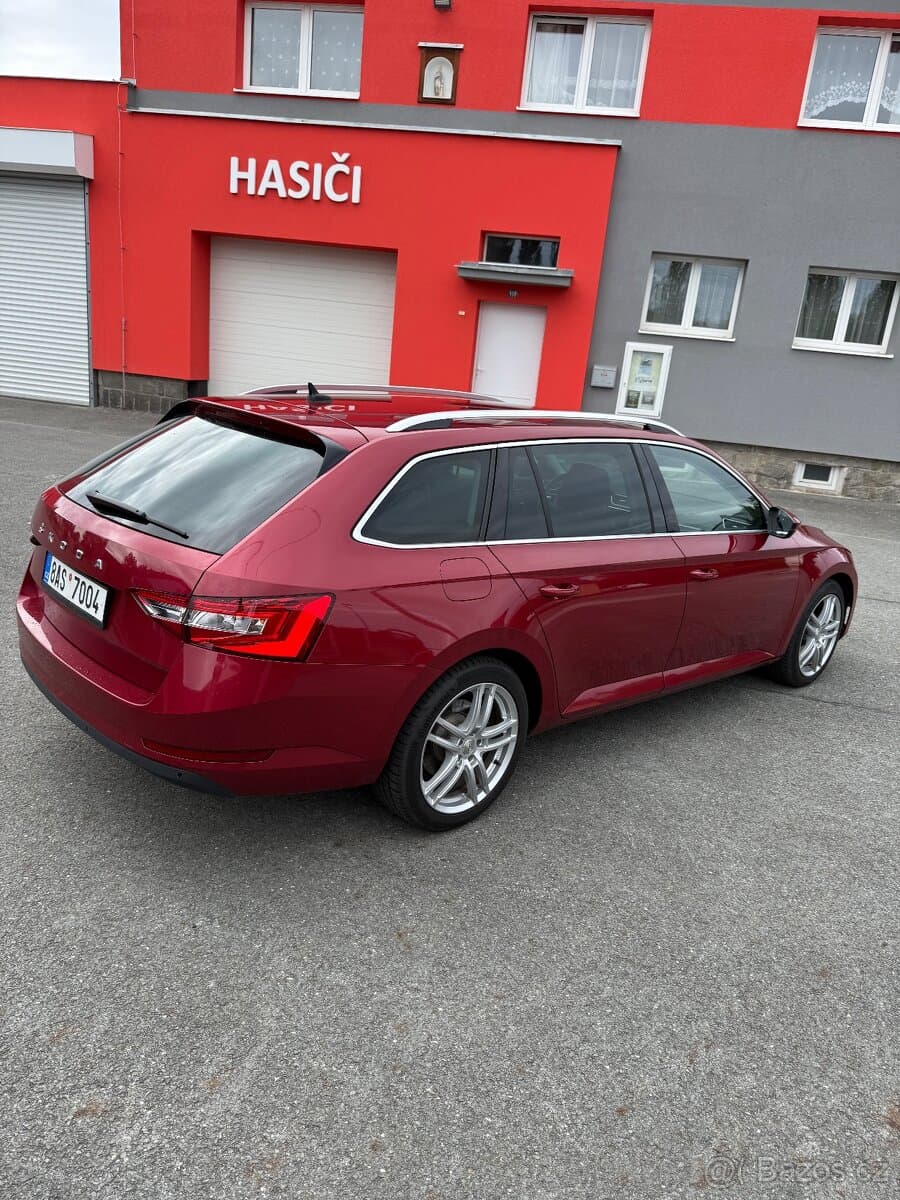 2021 Škoda SUPERB - 4