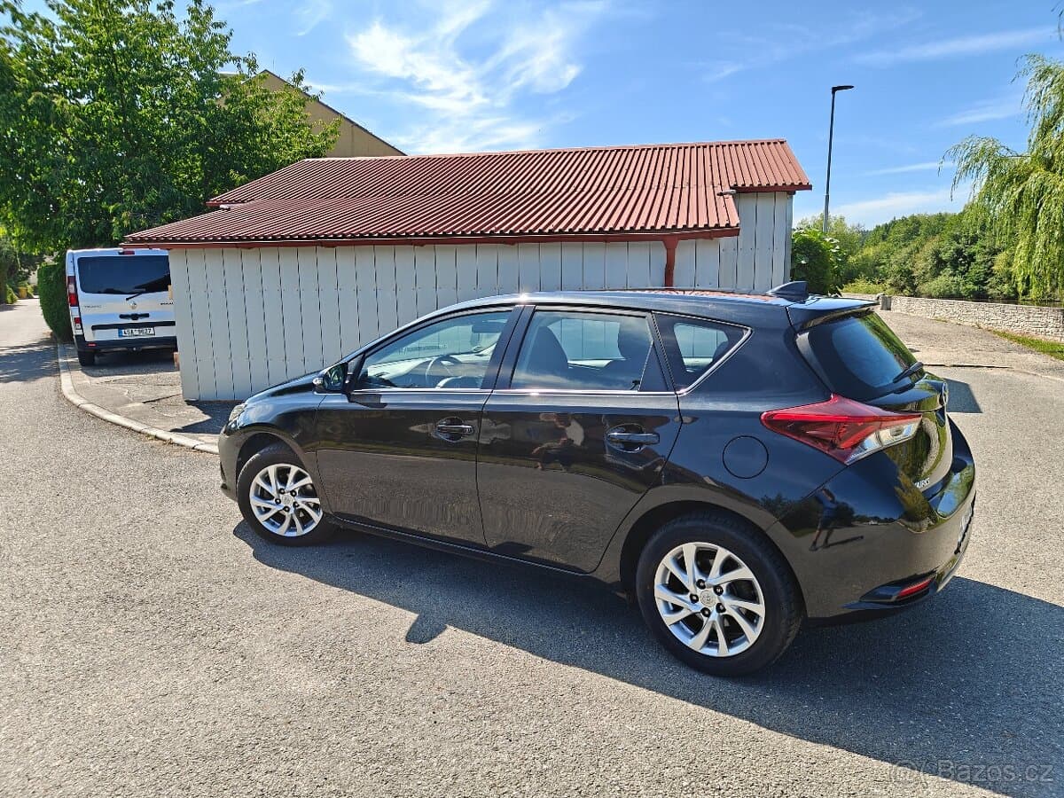 2018 Toyota AURIS - 4