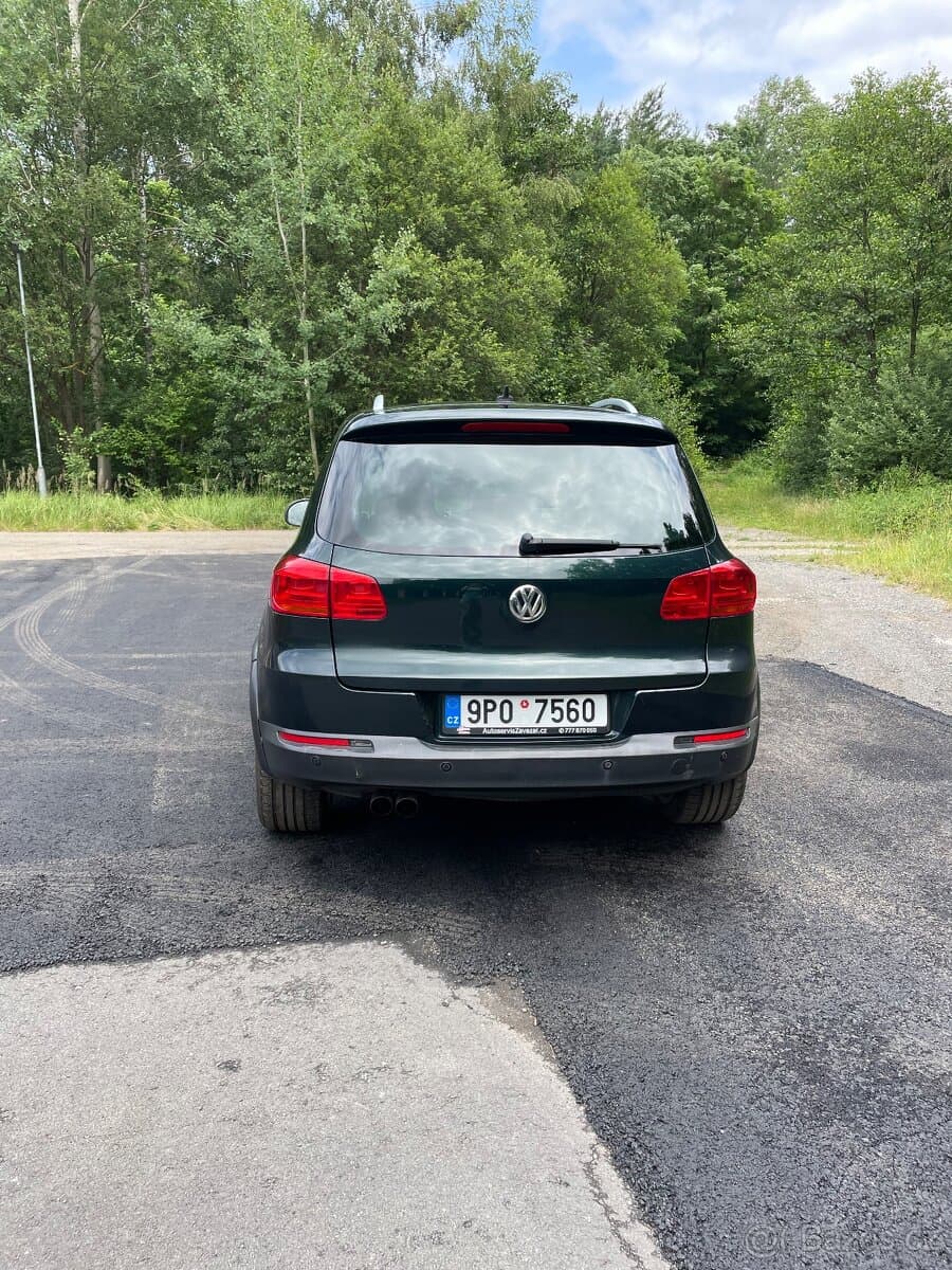 2012 Volkswagen TIGUAN - 4