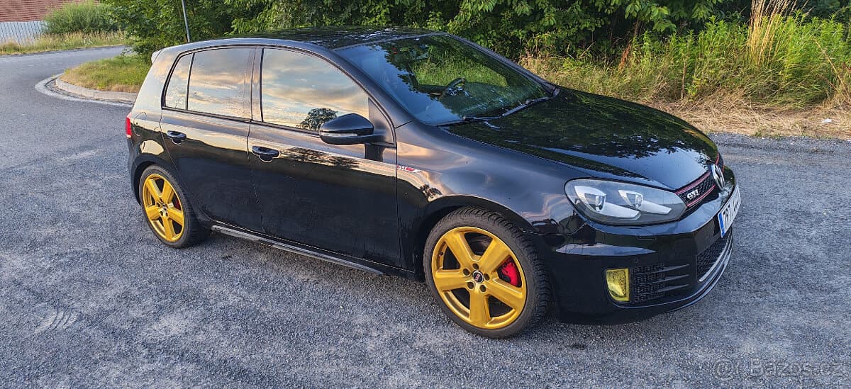 Volkswagen GOLF - 4