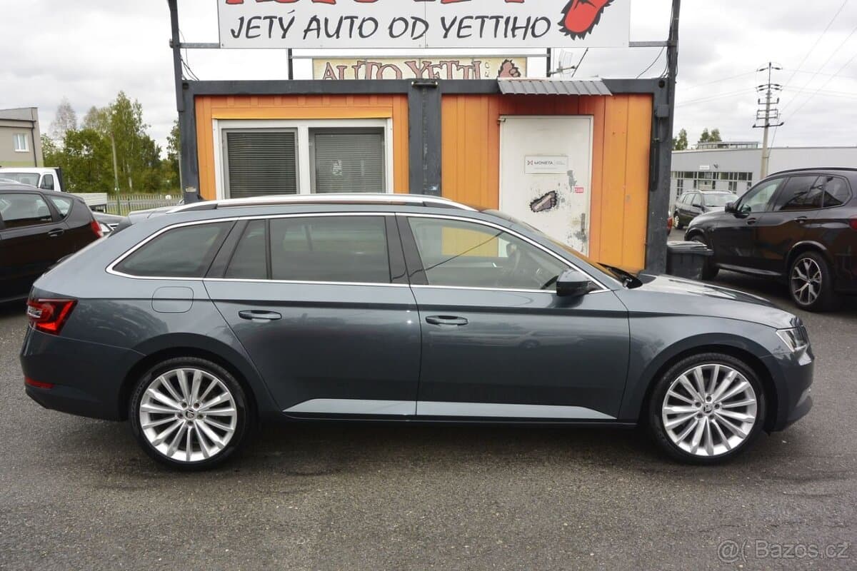 2019 Škoda SUPERB - 4