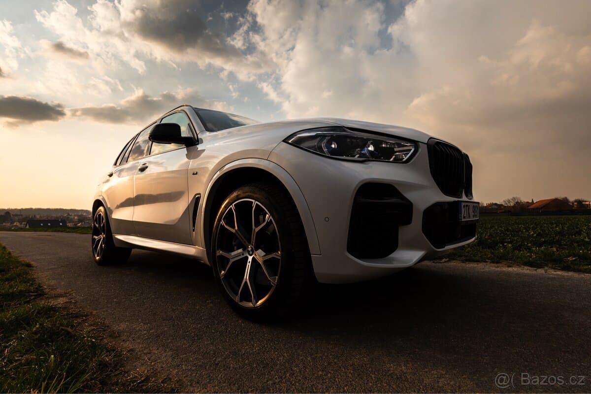 2022 BMW M5 - 4