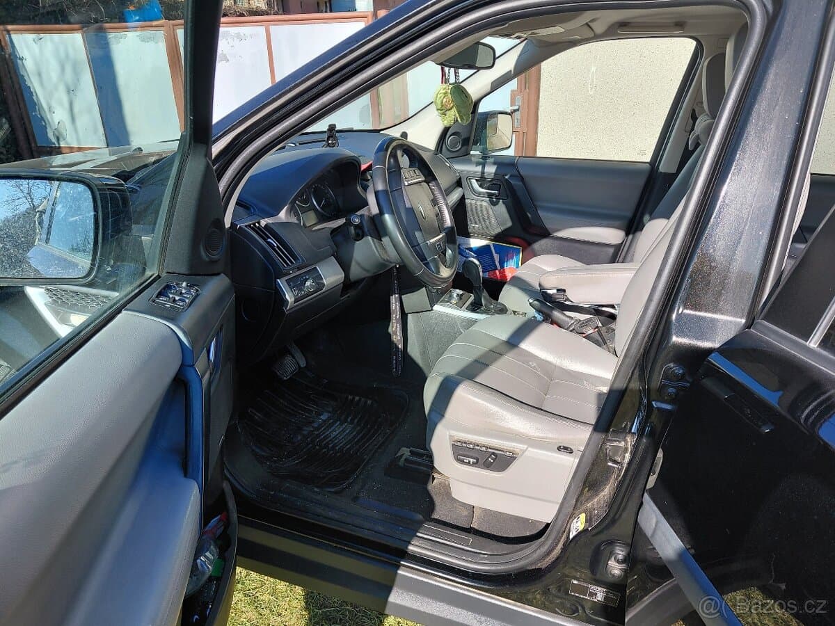 2011 Land Rover FREELANDER - 4